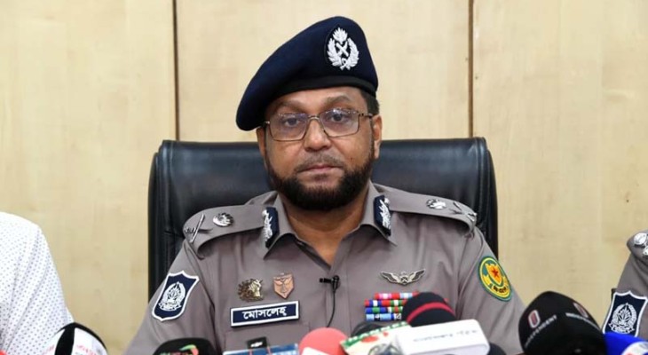 থানায় সেবা গ্রহণে হয়রানি হলে তাৎক্ষণিক ব্যবস্থা নেওয়া হবে: ডিএমপি কমিশনার